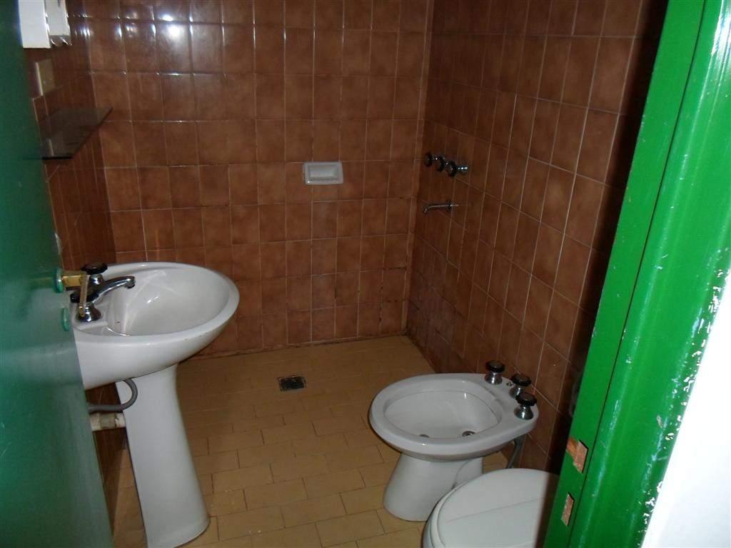 Foto de 1- DORMITORIO CON PATIO Y ESPACIO PARA VEHICULO, imagen 5