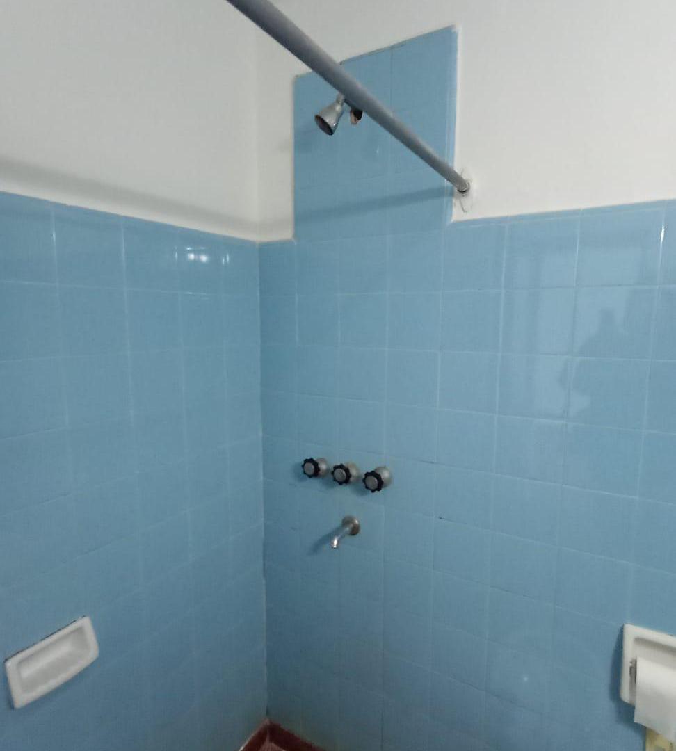 Foto de CASTELAR 880- ALTA CBA - DOS DORMIT ESPACIO PARA AUTO- NO TIENE, imagen 4