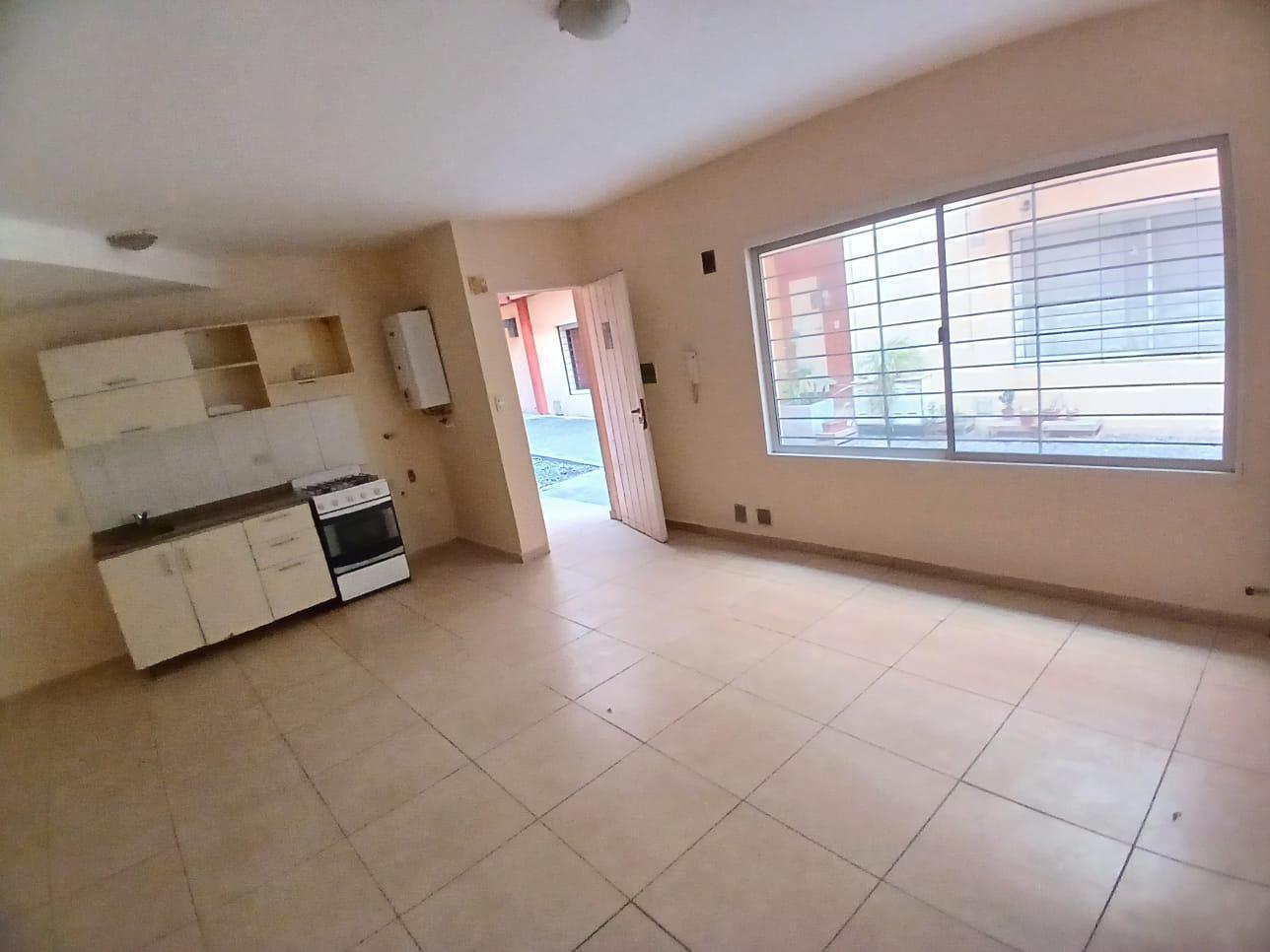Foto de Oportunidad!! Departamento tipo DUPLEX 2 dorm.! - Alto Alberdi, imagen 4