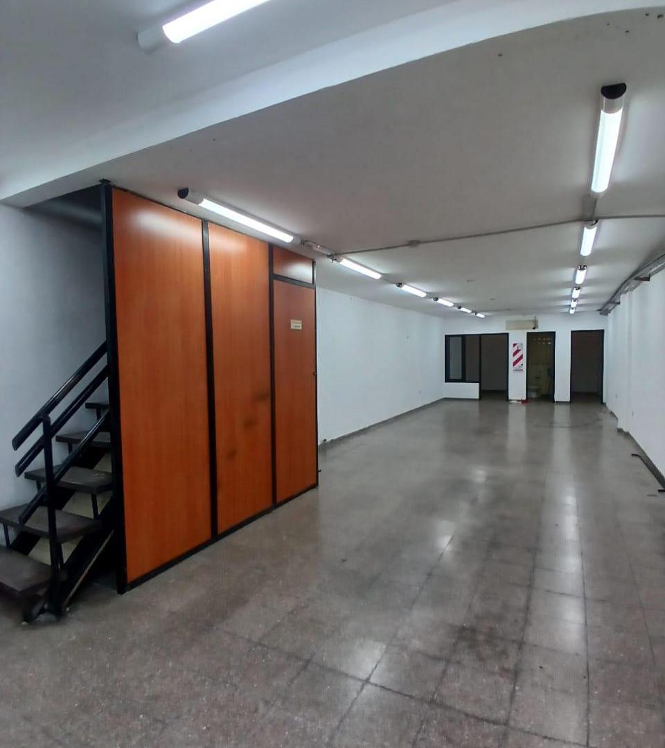 Foto de LOCAL ZONA MAYORISTA! -B CENTRO - ENTRE RIOS 347 !, imagen 5