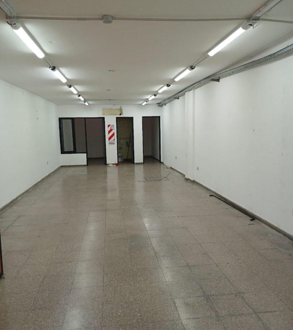 Foto de LOCAL ZONA MAYORISTA! -B CENTRO - ENTRE RIOS 347 !, imagen 1