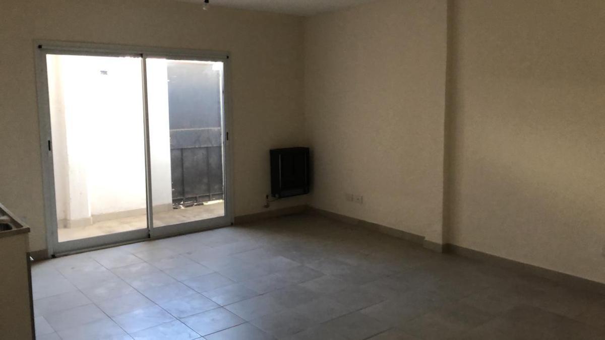 Departamento monoambiente en venta en José Leon Suarez