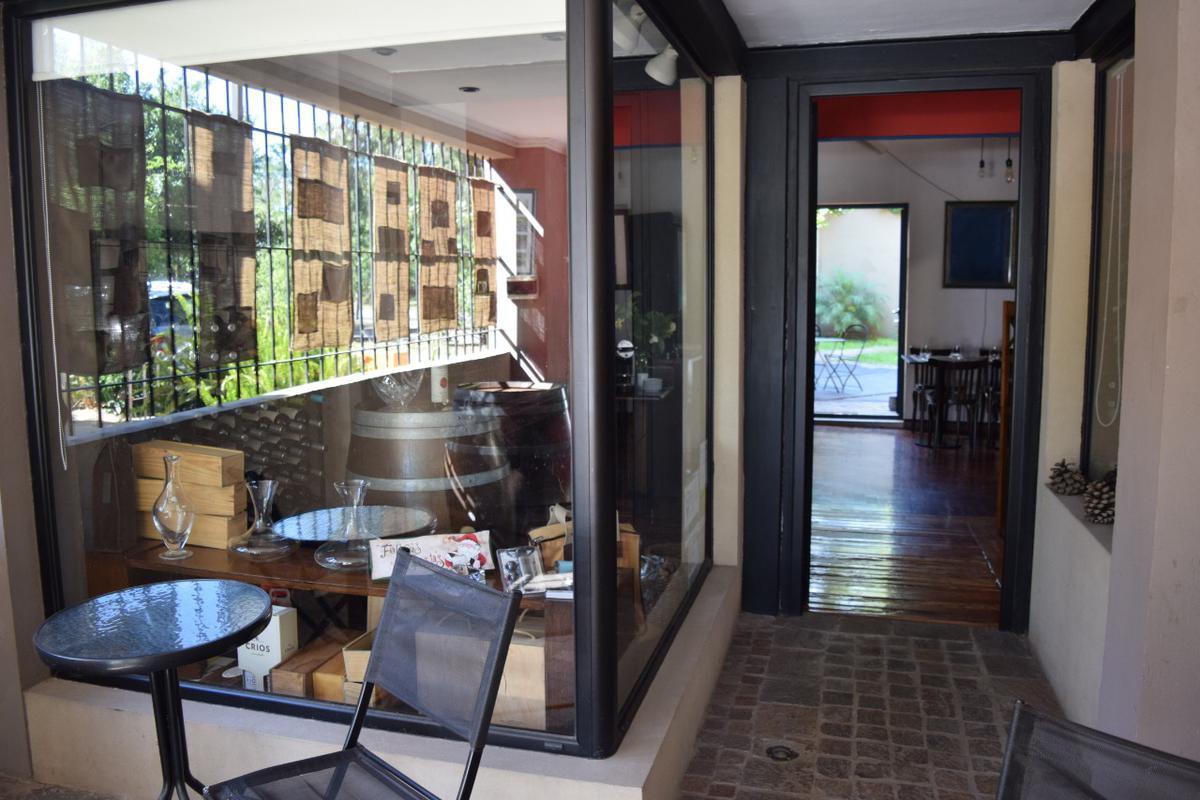 Local gastronómico en venta en Martínez