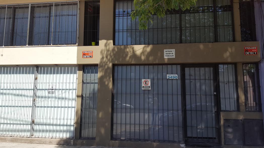 Galpón en Venta en Olivos 2