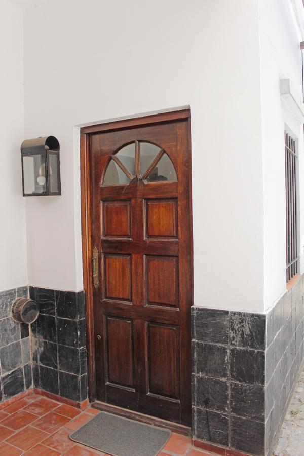 Casa de 6 ambientes con cocheras en venta en San Isidro