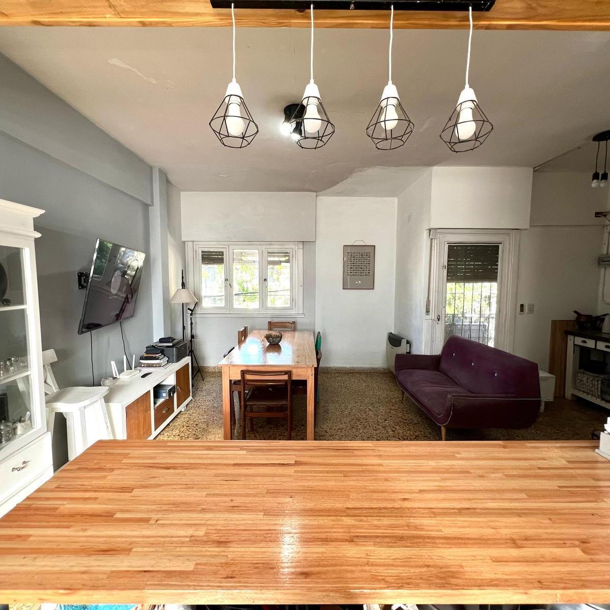 Casa 6 Ambientes en Venta con Cocheras en Olivos 3