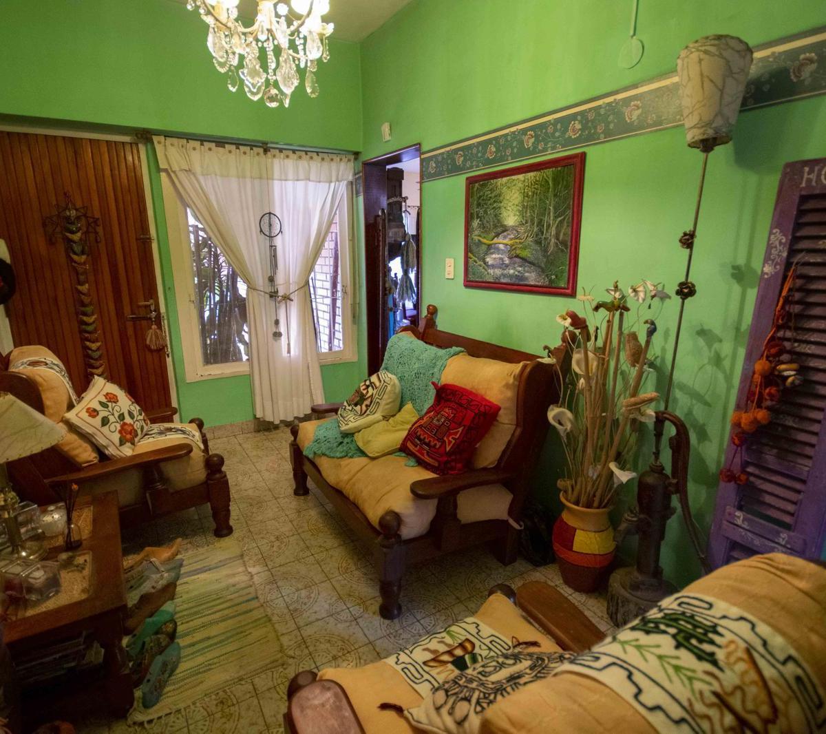 Casa de 6 Ambientes en Venta en Olivos 5