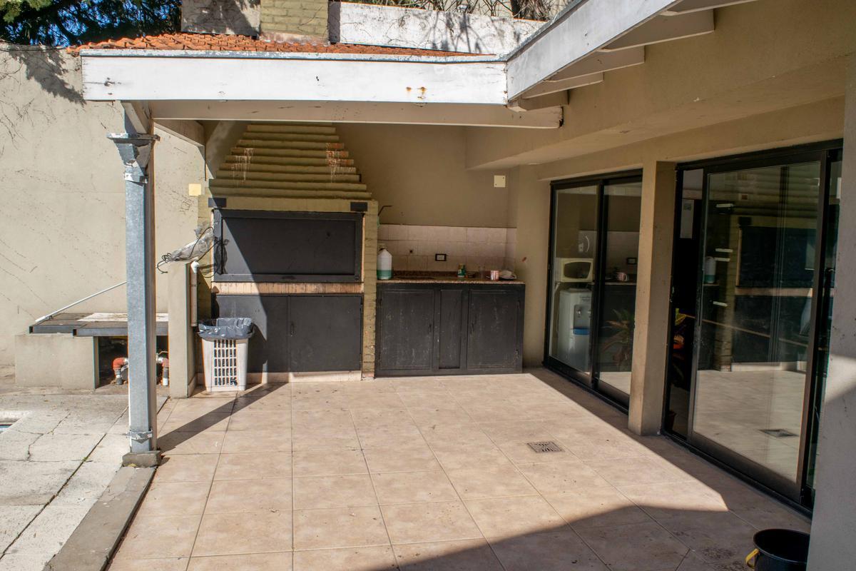 Oficina de 6 Ambientes en Venta en Martinez 3