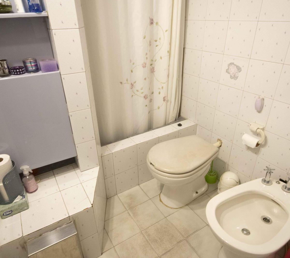 Casa de 7 Ambientes en Venta, en Villa Martelli. 4