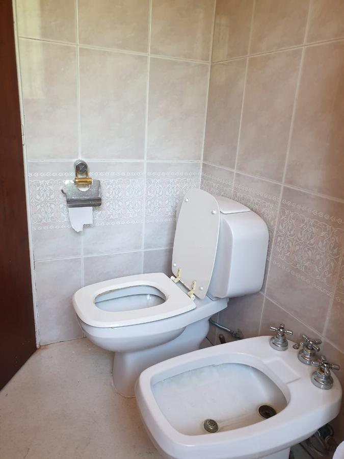 Foto de Casa de 6 ambientes con cocheras y dependencia de servicio en venta en, imagen 5