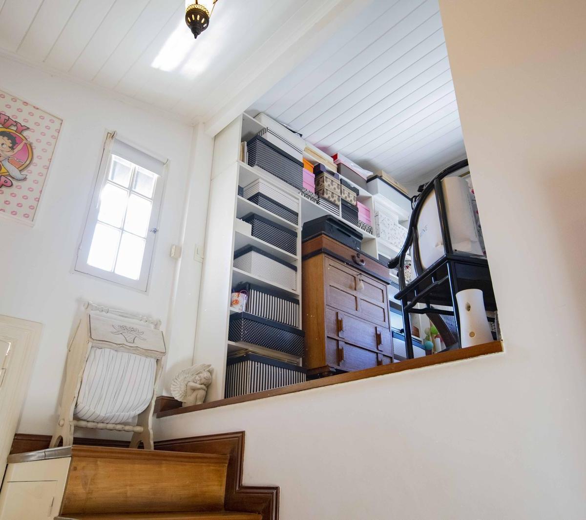 Casa de 7 Ambientes de Estilo Arquitectónico Antiguo en Venta en Florida. 4