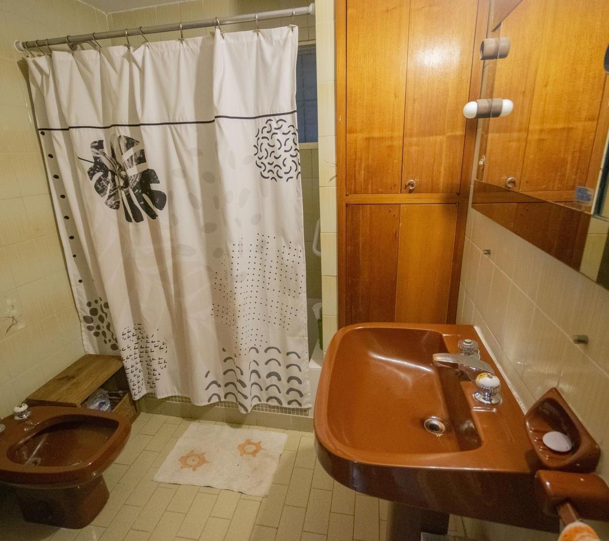 Casa de 7 Ambientes en Venta, en Florida. 1