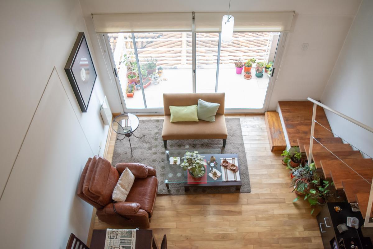 Foto de Departamento de 3 ambientes con cochera en venta en Olivos, imagen 2