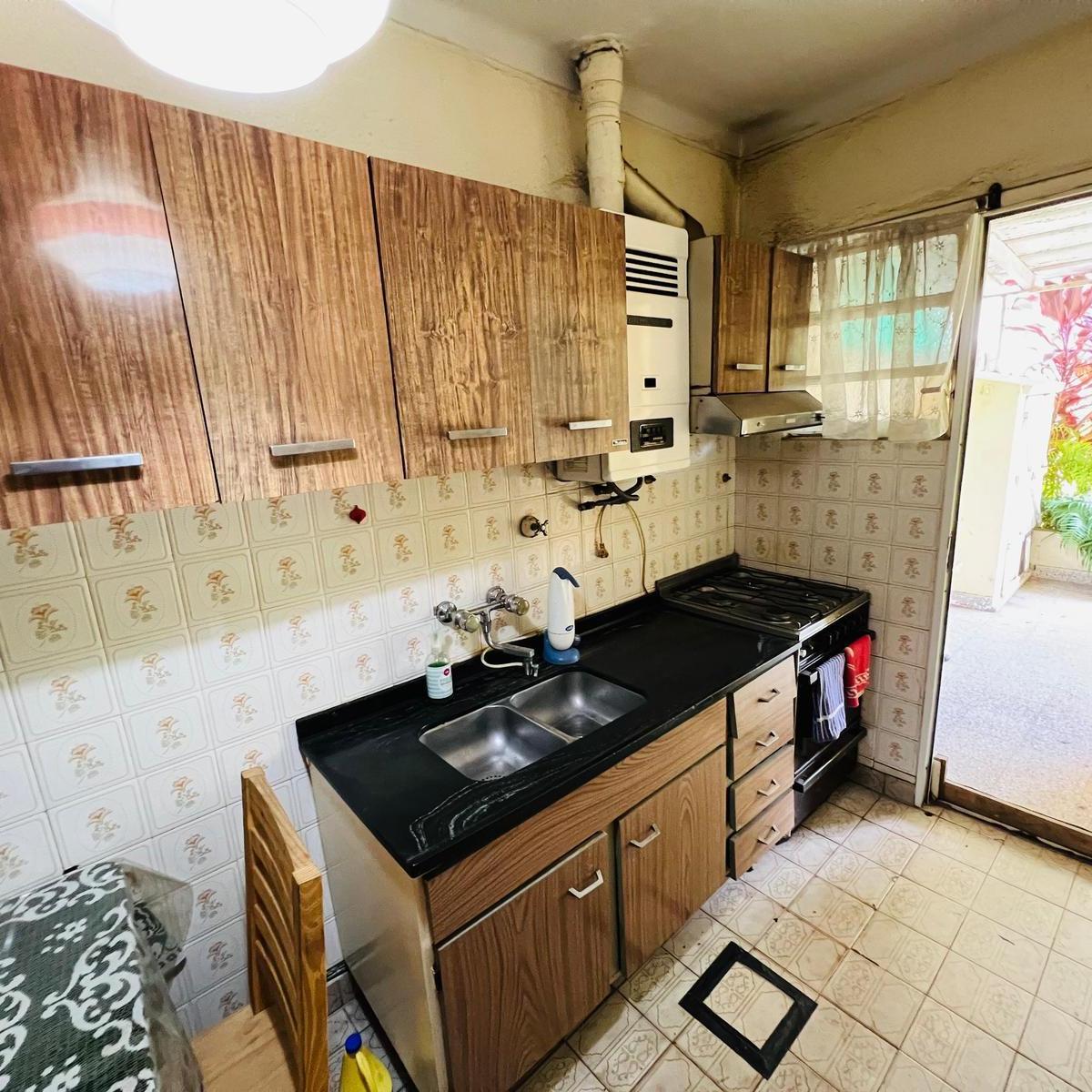 Foto de Casa de 3 ambientes en excelente lote en venta, en Boulogne., imagen 5