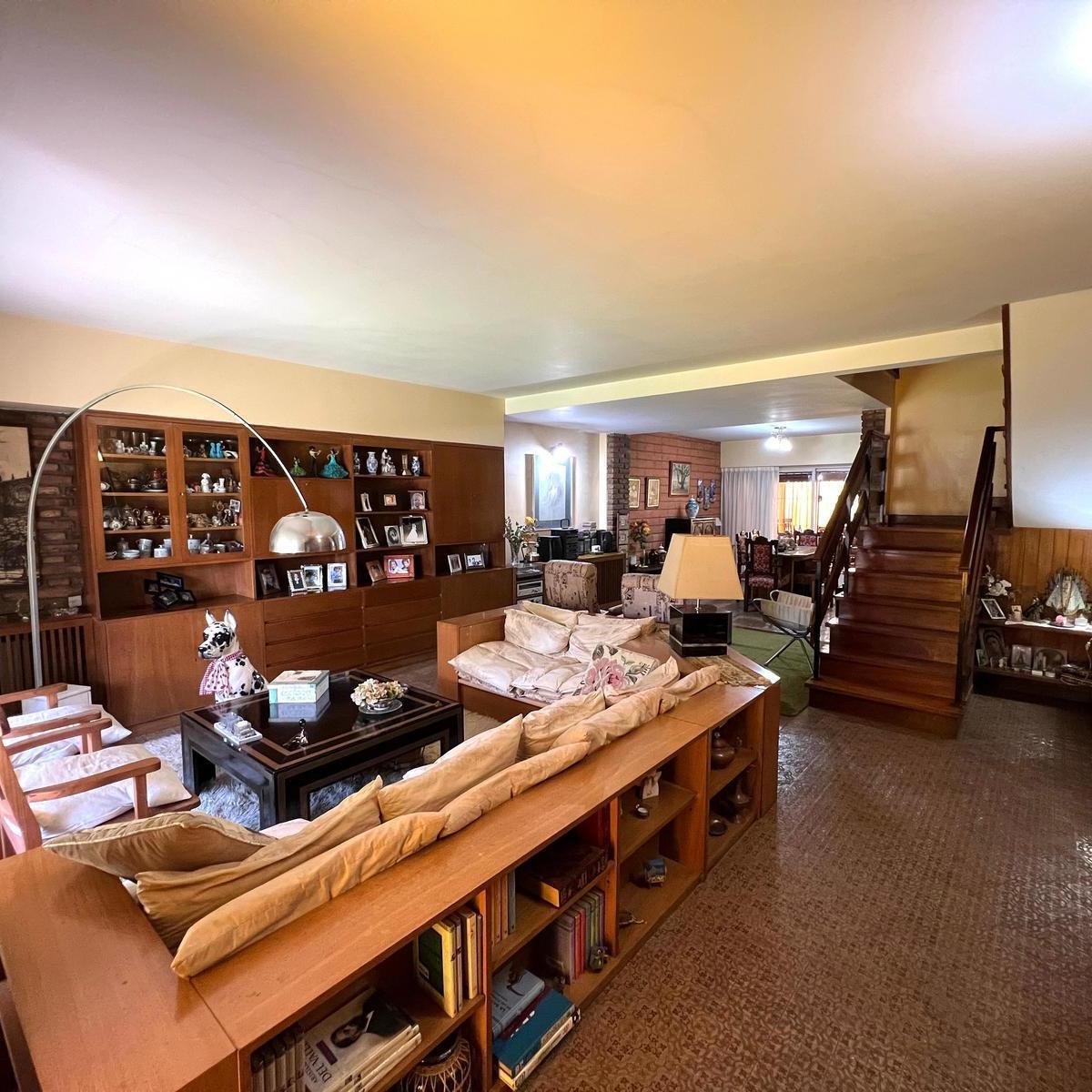 Chalet de 5 ambientes en venta, en Martínez