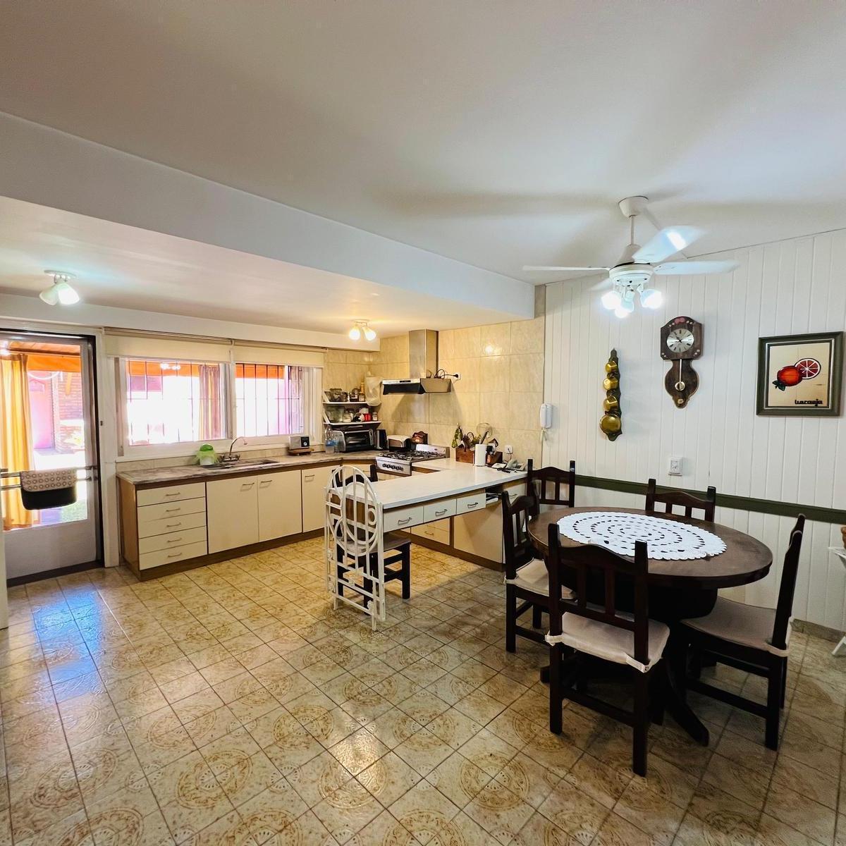 Foto de Chalet de 5 ambientes en venta, en Martínez, imagen 4