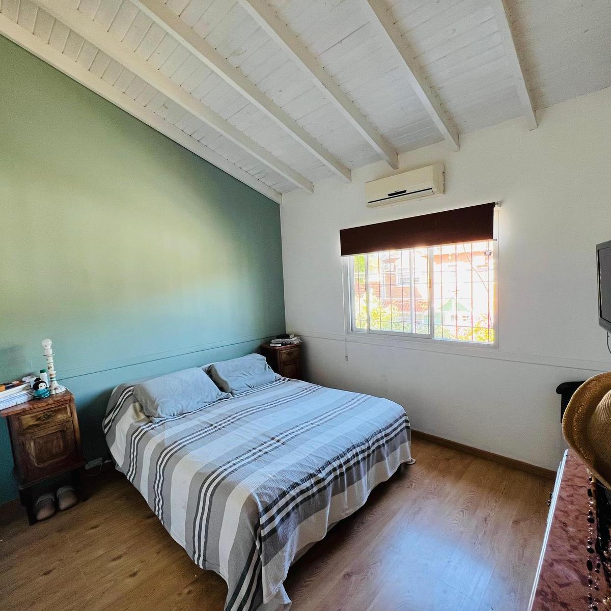 Casa de 7 Ambientes Cuarto de Guardado Playroom en Venta, en Martínez 3