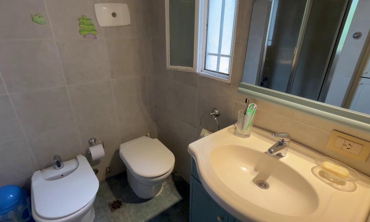 Casa 6 Ambientes con Pileta y Cochera en Venta en Martinez 4