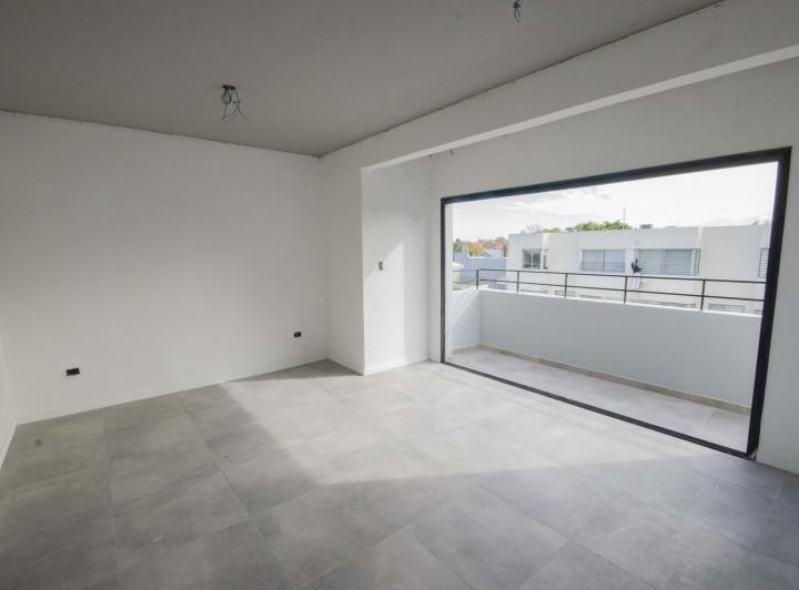 Dúplex de 3 ambientes con cochera a estrenar en venta en Olivos