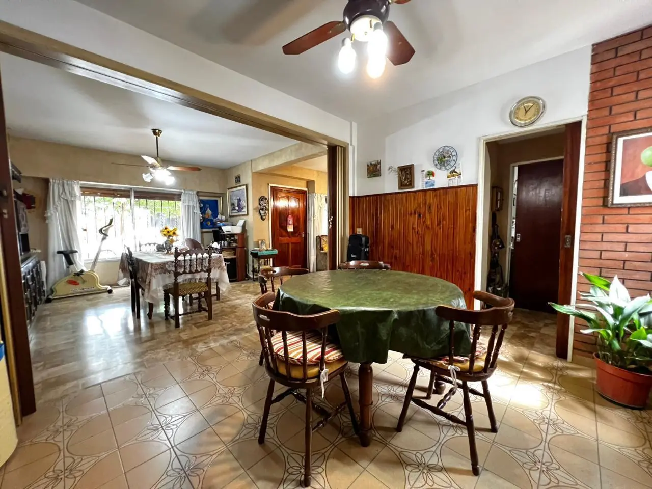 Casa 5 ambientes en venta en Martínez 8