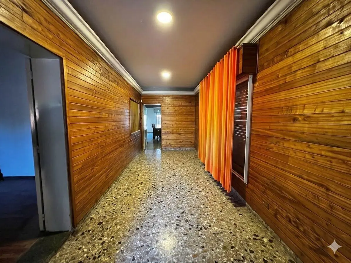 Casa 3 ambientes en venta en Martínez 4