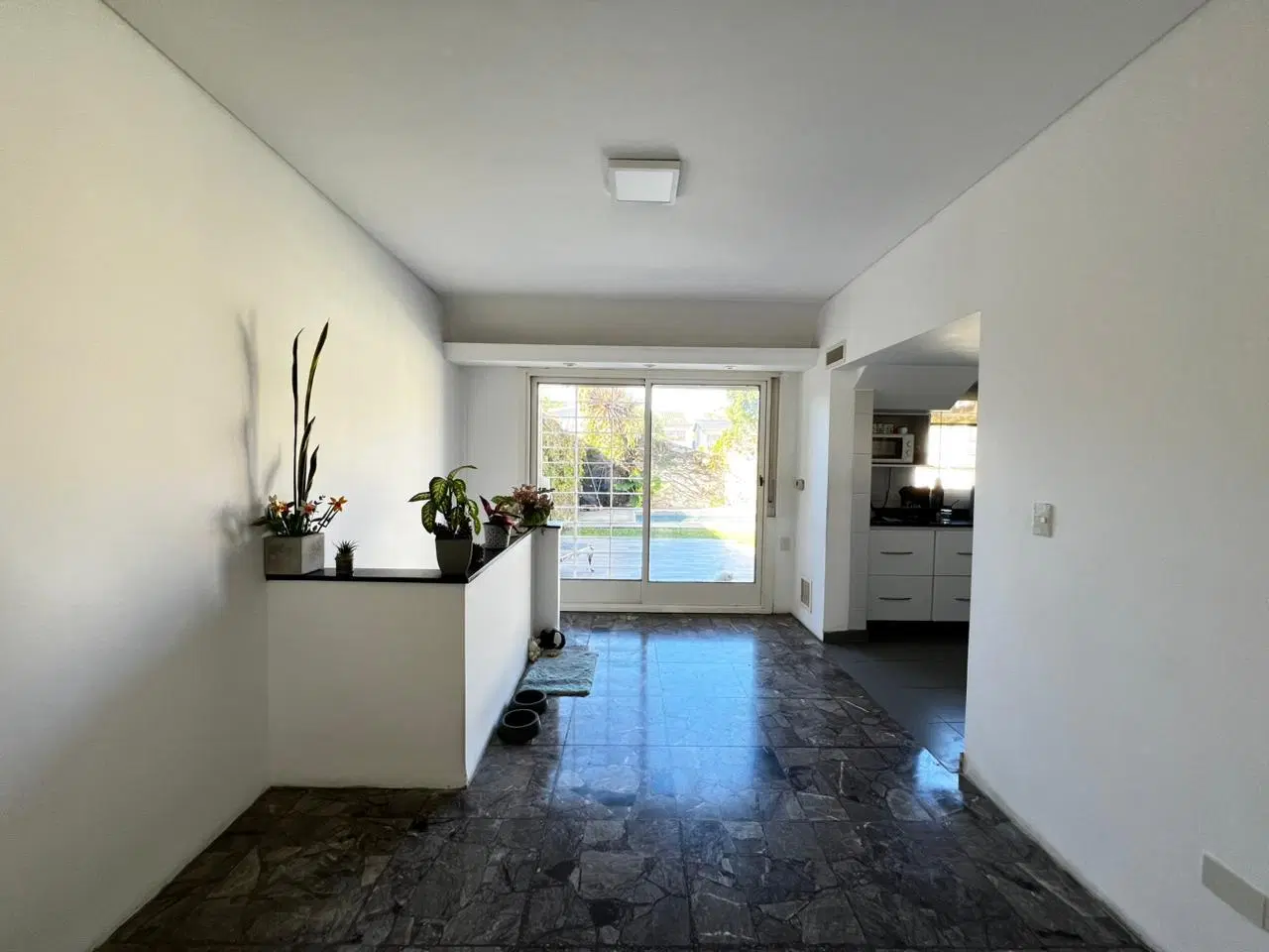 Casa 5 ambientes en venta en La Lucila 4