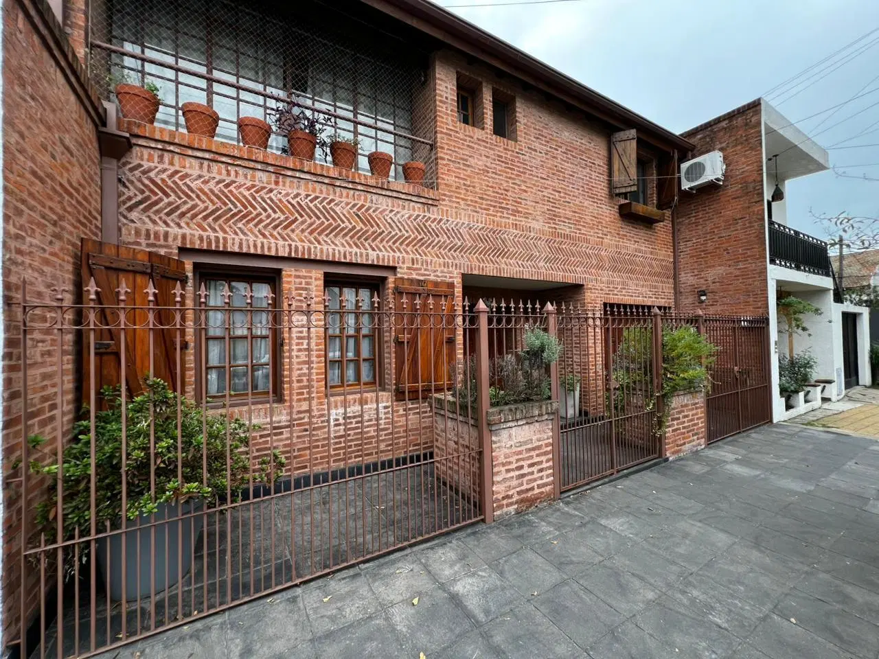 Casa 4 ambientes en venta en Olivos 3