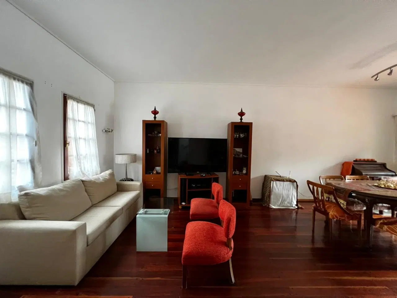 Casa 4 ambientes en venta en Olivos 2