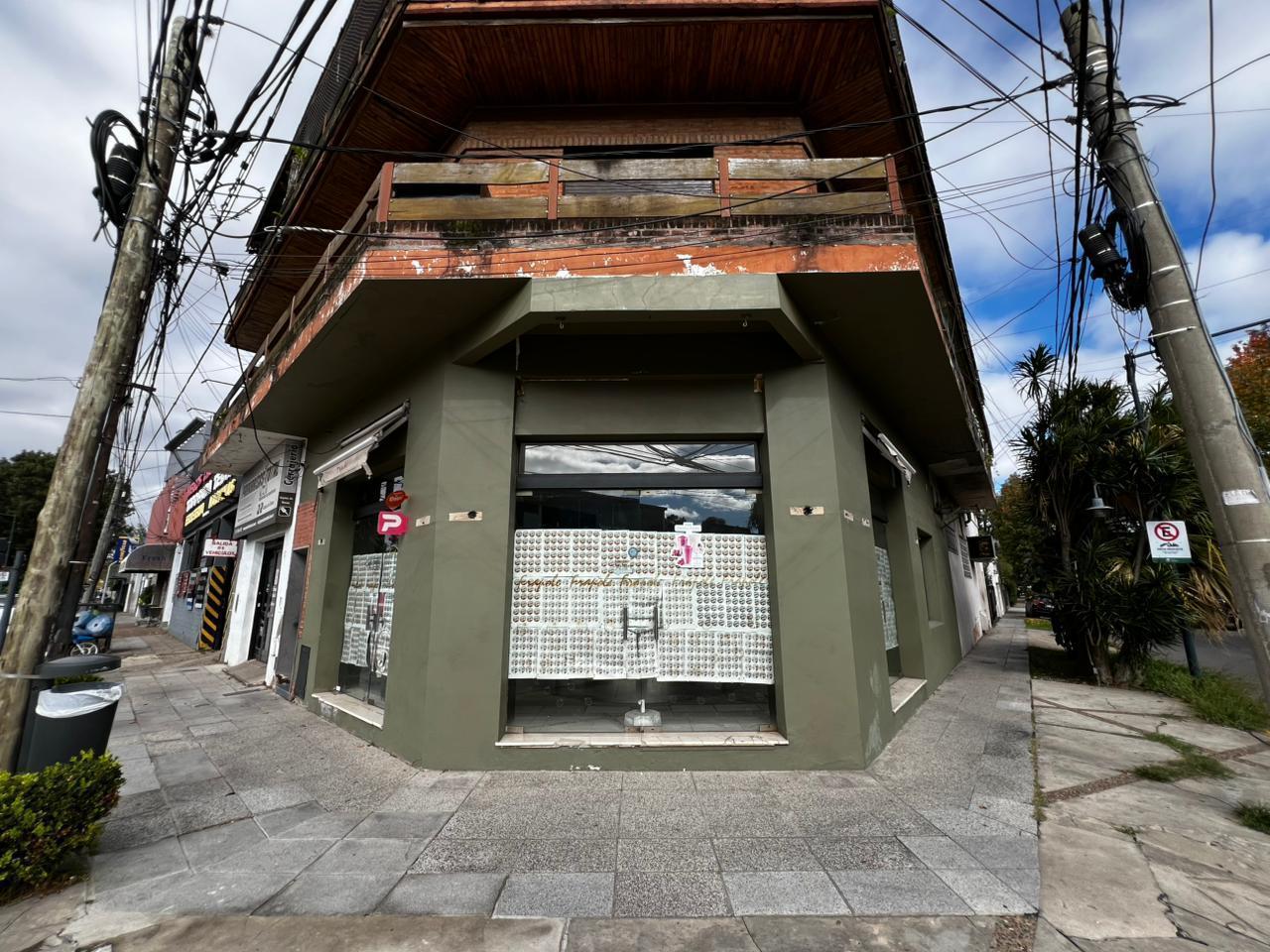 Local 4 ambientes en venta en Martínez – Av. Fleming y Catamarca