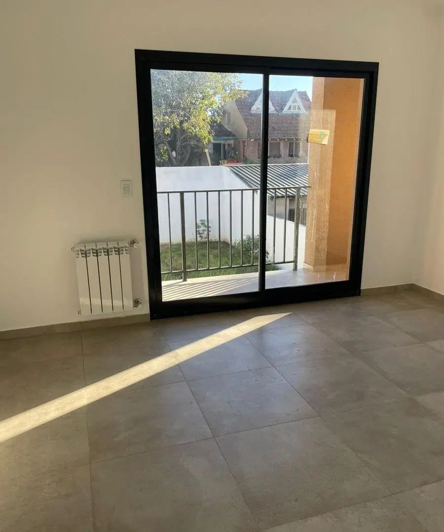 Departamento 3 ambientes en venta en Munro 1