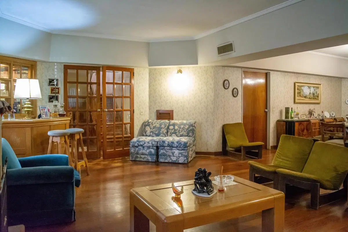 Hermoso chalet de 7 ambientes en venta, en Olivos. 8
