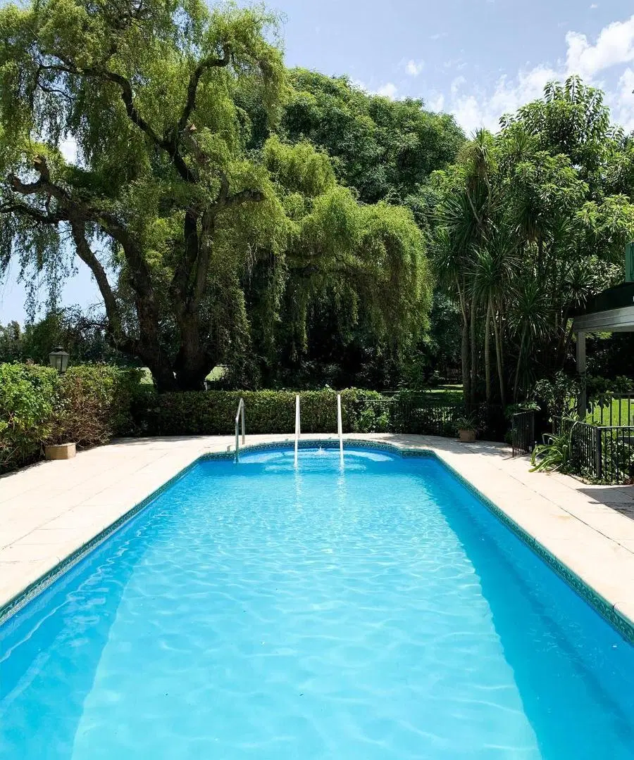 Casa de 8 ambientes  en venta en Mayling Club de Campo, Pilar 2