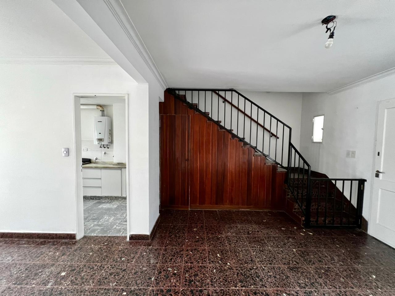 Duplex 3 ambientes en alquiler en Martinez