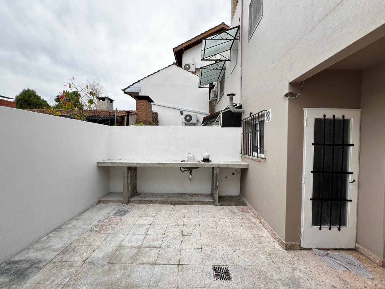 Duplex 3 ambientes en alquiler en Martinez