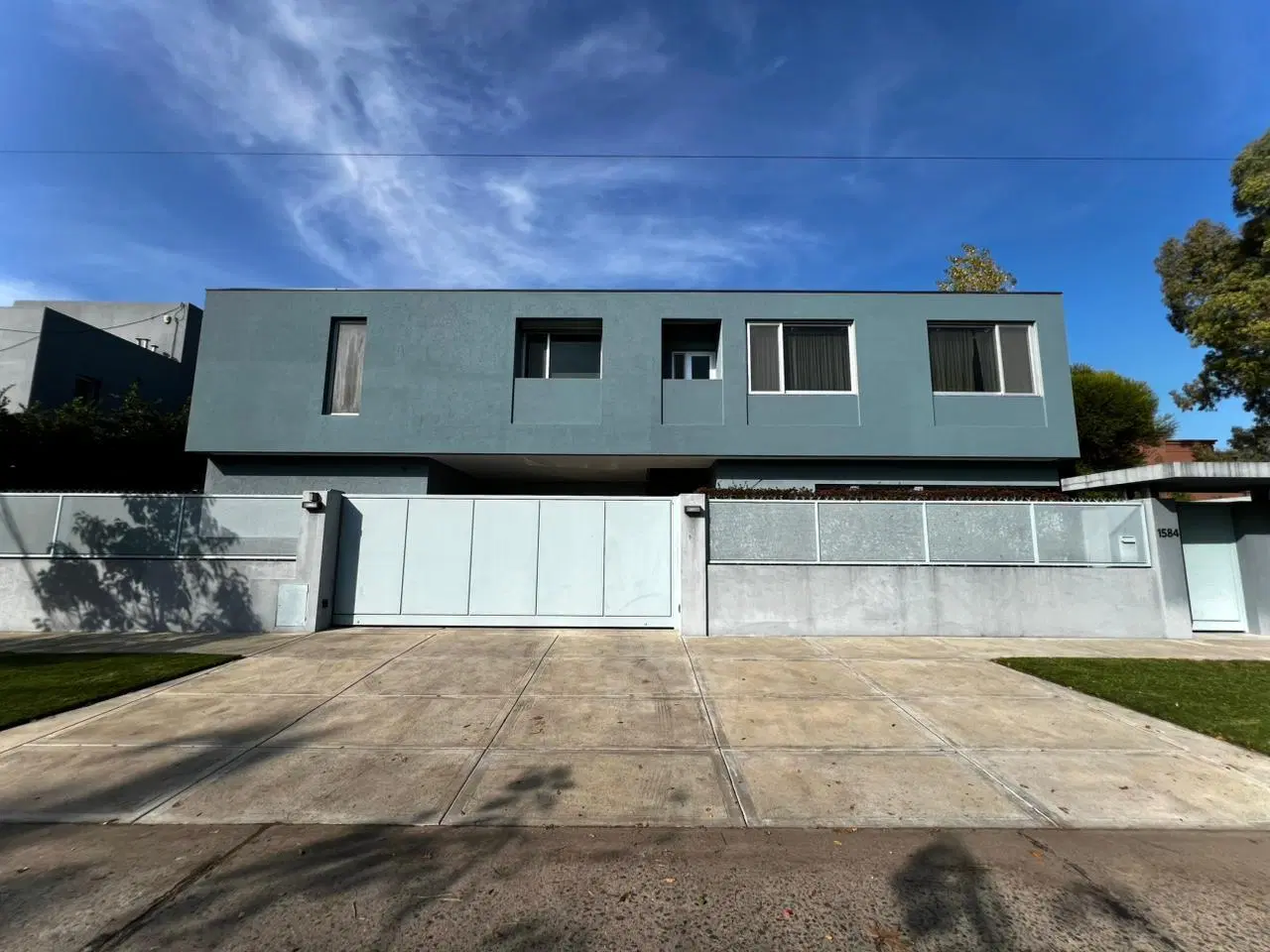 Casa 5 ambientes en venta en Lomas de San Isidro 3