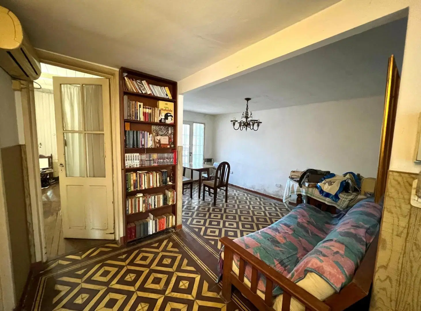 Venta en block de PH con 2 locales en Munro 2
