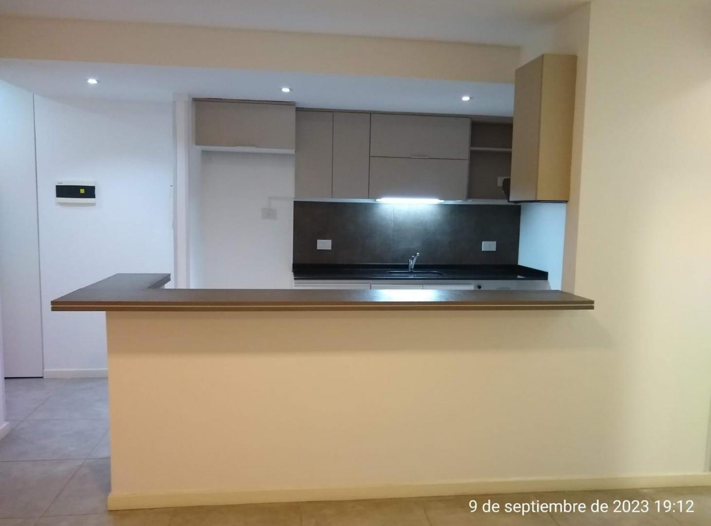 Foto de Departamento 2 ambientes con cochera descubierta en alquiler en Tigre, imagen 3