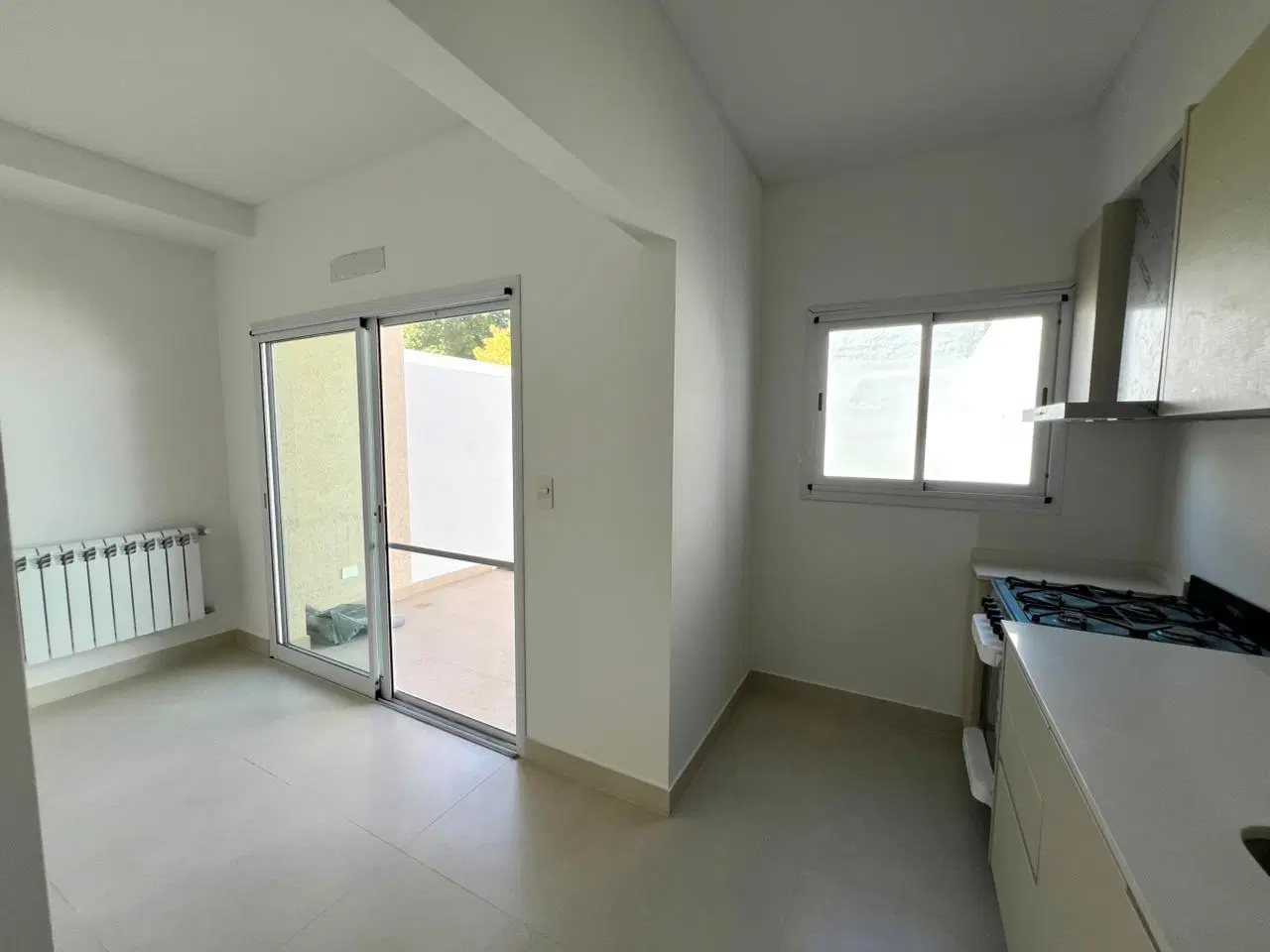 Dúplex 5 ambientes en venta, en Martinez 4