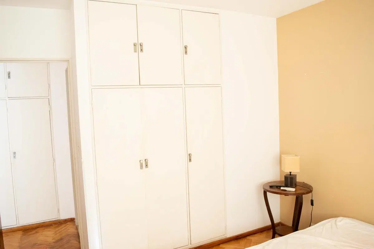 Departamento de 3 ambientes amoblado en alquiler temporario en Martinez 4