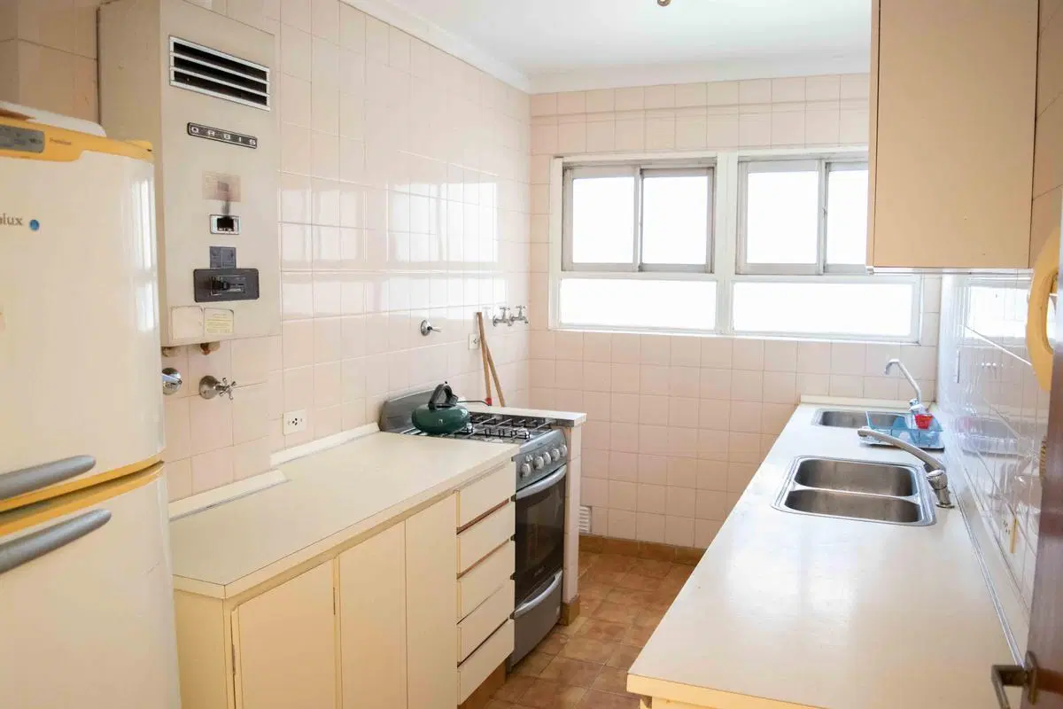 Departamento de 3 ambientes amoblado en alquiler temporario en Martinez 2