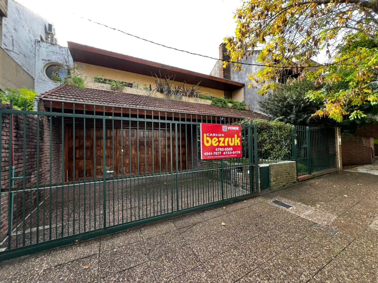 Casa 4 ambientes en venta en Martínez 2