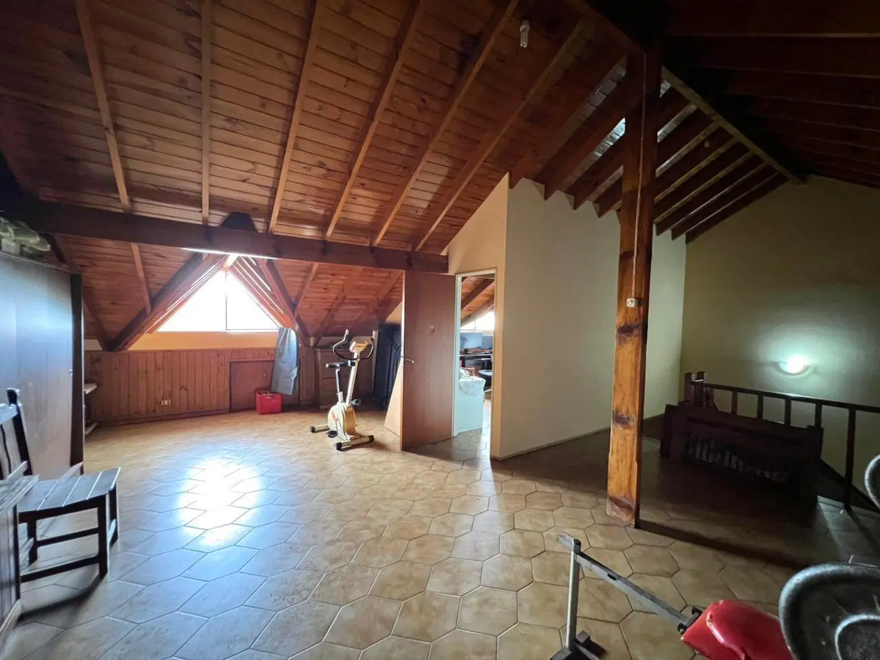Casa de 6 ambientes en venta en Martínez 8