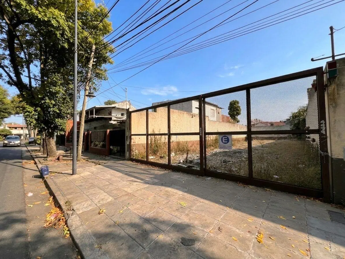 Terreno en venta en Carapachay 4