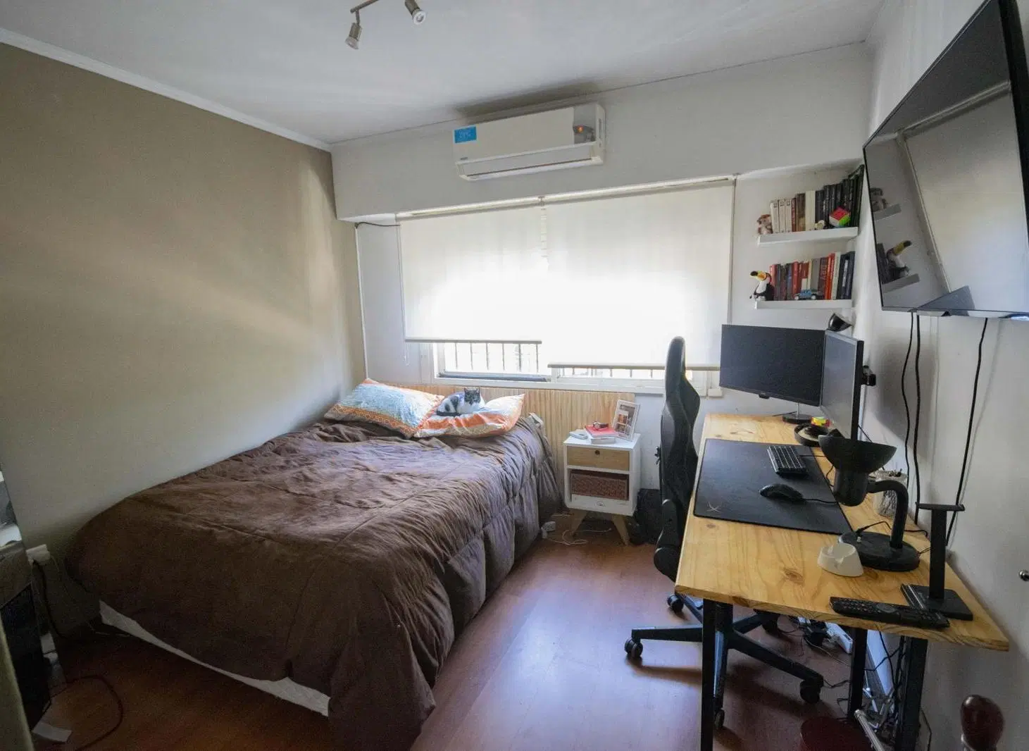 Casa 3 ambientes con cochera en venta, en Olivos 5