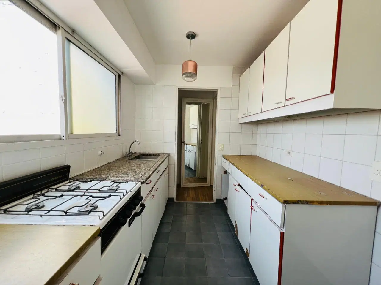 Departamento de 3 ambientes con cochera y baulera en venta en Martínez 3