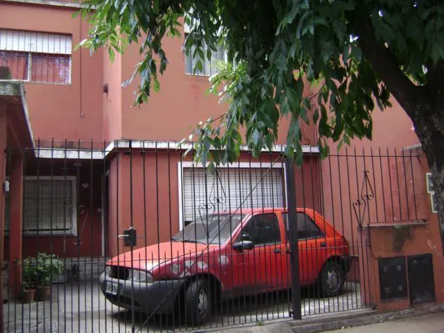 Venta en Block, 2 excelentes inmuebles en Boulogne 7 ambientes con cochera! 2
