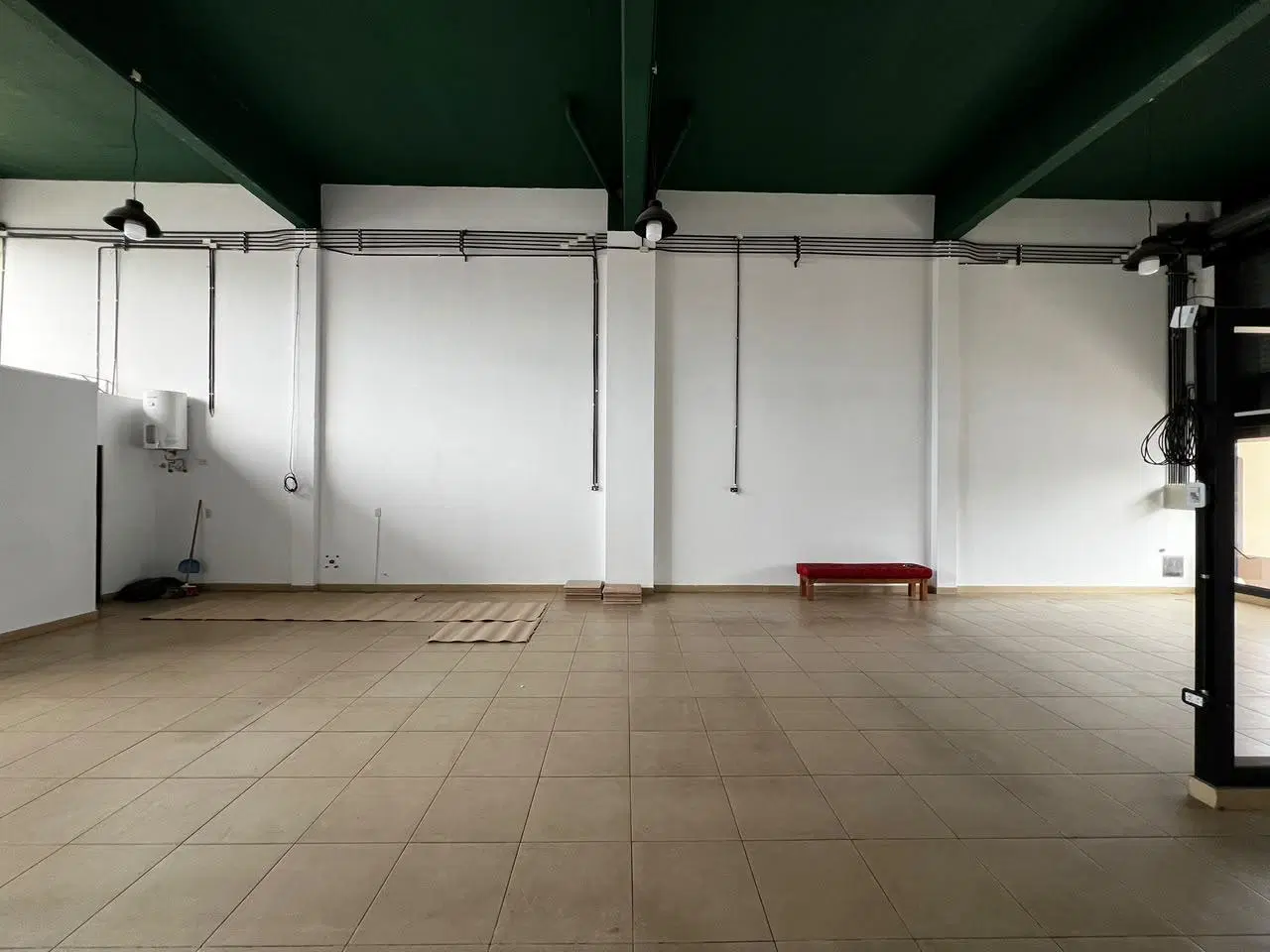 Local en alquiler en Martínez 4