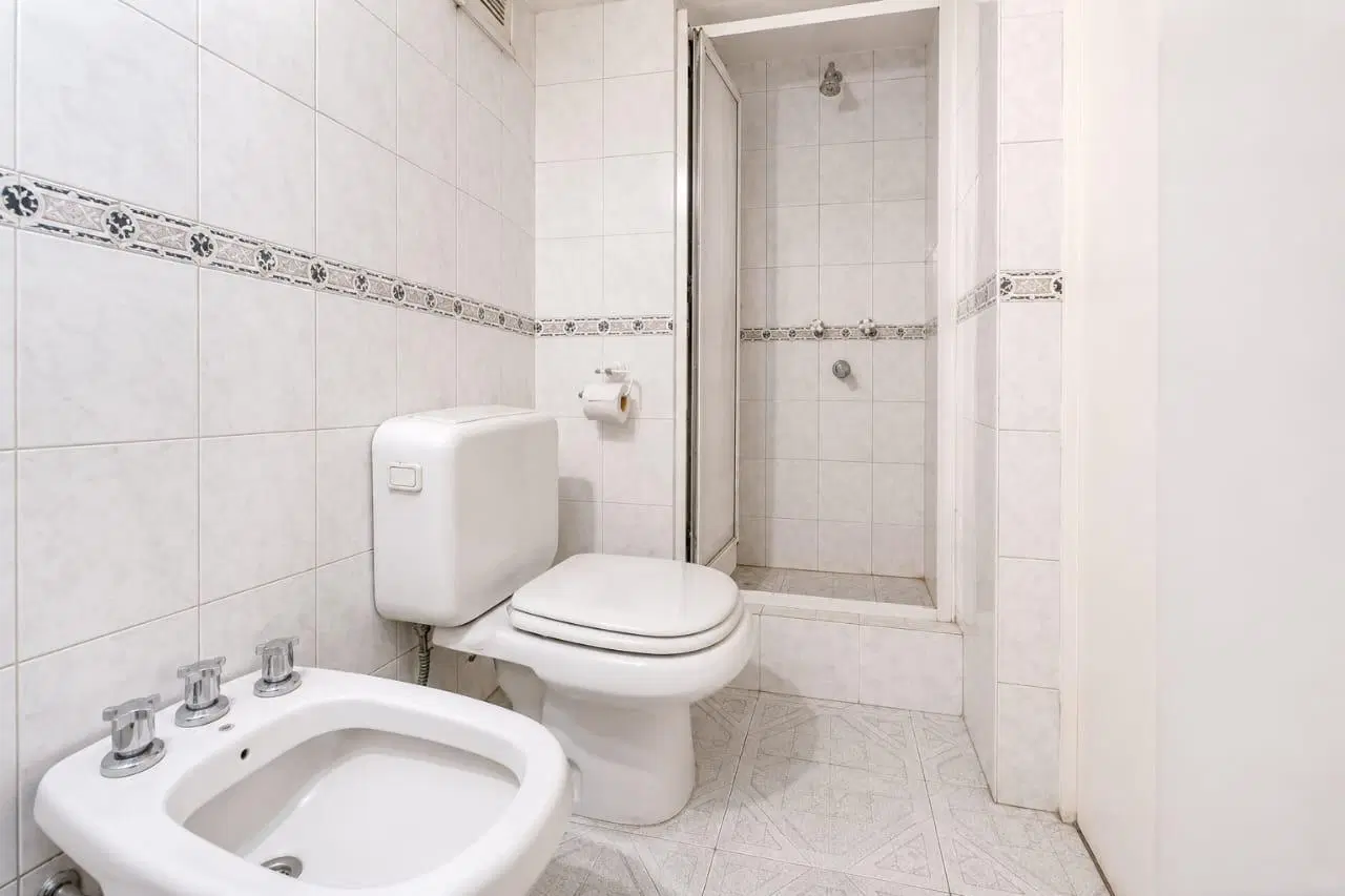 Departamento 3 ambientes en venta, en Olivos 8