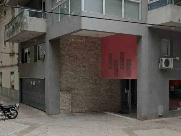 Monoambiente moderno en venta en Saavedra 4