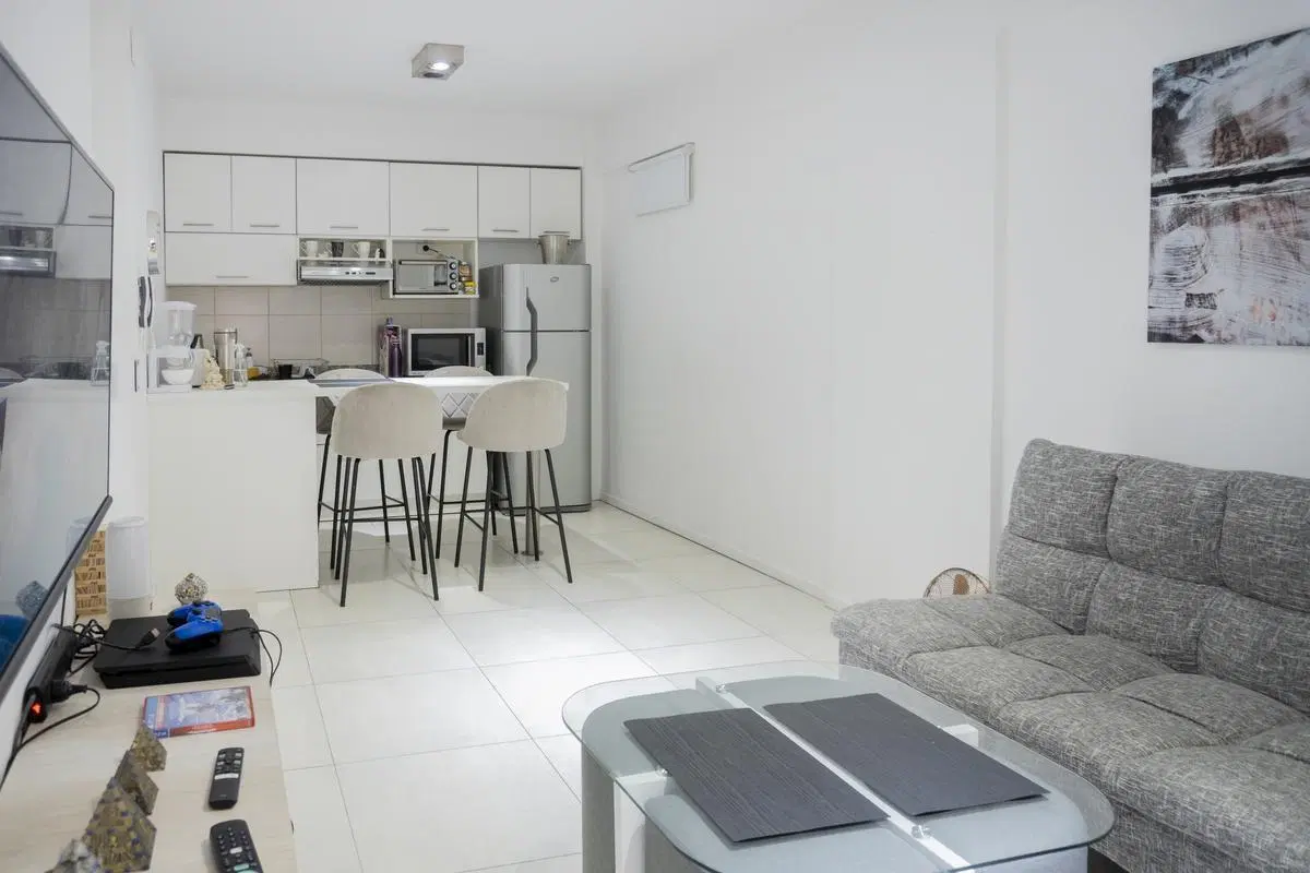 Monoambiente moderno en venta en Saavedra 1